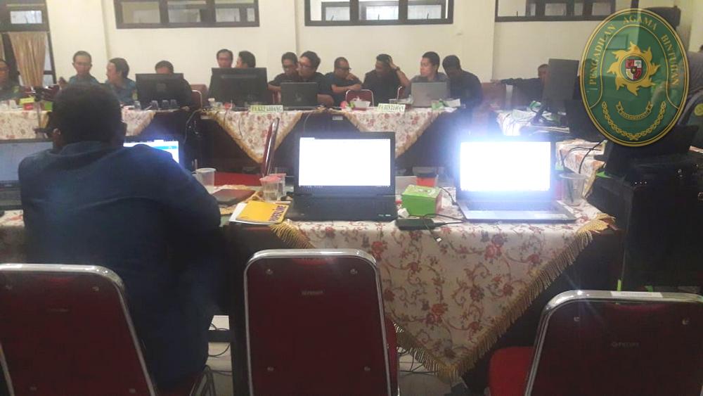 29. Berkejaran dengan Waktu PTA Bengkulu Adakan Sosialisasi 9 Aplikasi Unggulan Ditjen Badilag 2