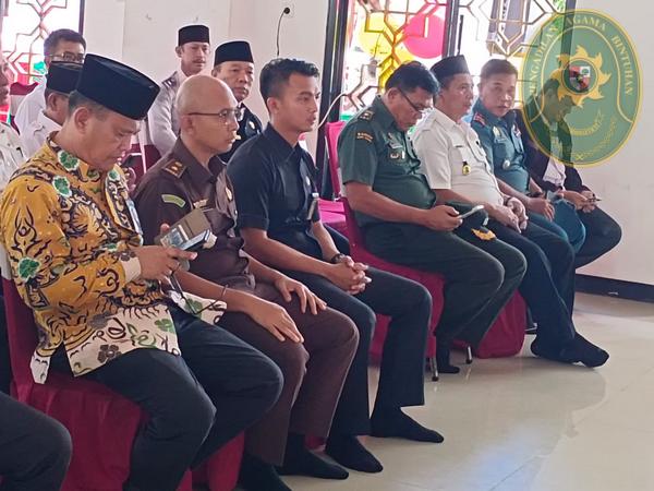 28 KETUA PENGADILAN AGAMA BINTUHAN HADIRI LAUNCHING PEMERIKSAAN KESEHATAN GRATIS3
