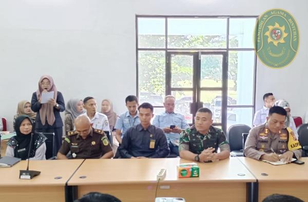 31 KETUA PENGADILAN AGAMA BINTUHAN IKUTI REMBUK STUNTING TAHUN 20253