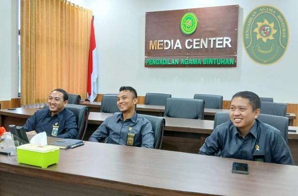 36 PA BINTUHAN IKUTI SEMINAR INTERNASIONAL HUT IKAHI KE 72