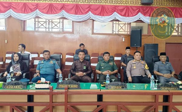 3 KETUA PENGADILAN AGAMA BINTUHAN HADIRI RAPAT PARIPURNA PENETAPAN BUPATI DAN WAKIL BUPATI TERPILIH 