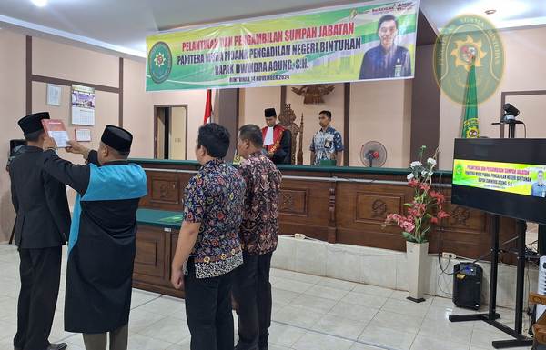 114 PELANTIKAN PANMUD HUKUM PN BHN 2024 1
