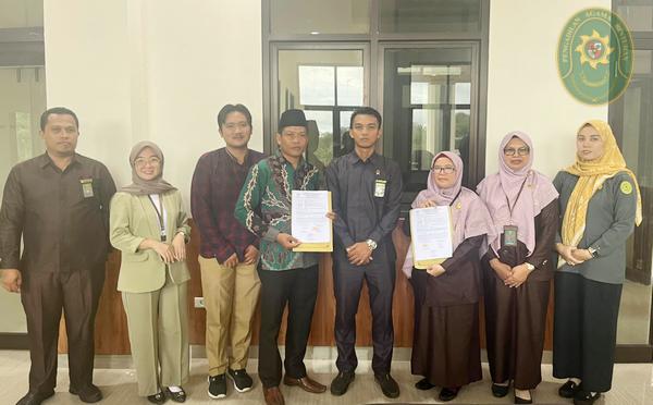 2 PENGADILAN AGAMA BINTUHAN LAKSANAKAN PENANDATANGANAN PKS DAN MOU POSBAKUM DENGAN LEMBAGA BANTUAN HUKUM2