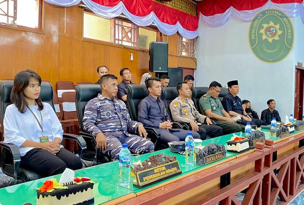 43 KETUA PA BINTUHAN HADIRI PARIPURNA DPRD KABUPATEN KAUR2