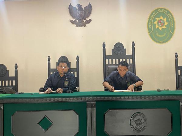 44 RAPAT MONEV BULAN MEI TETAP JAGA INTEGRITAS DAN PELAYANAN PRIMA
