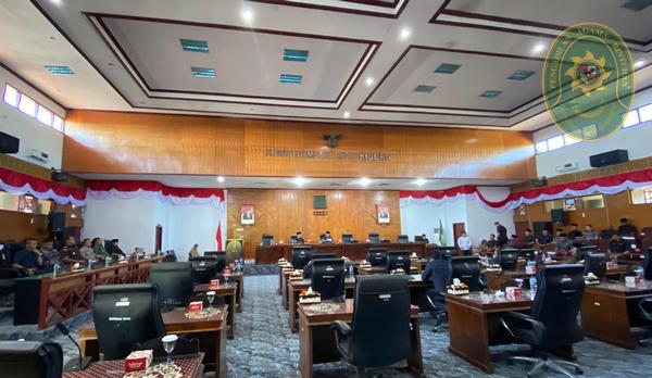 61 KETUA PA BINTUHAN HADIRI RAPAT PARIPURNA DPRD KABUPATEN KAUR2
