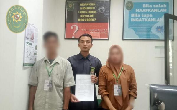 73 KEMBALI KETUA PENGADILAN AGAMA BINTUHAN SELESAIKAN PERKARA DENGAN MEDIASI3