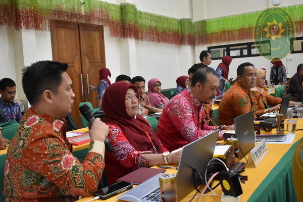 75 PENGADILAN AGAMA BINTUHAN RAIH PENGHARGAAN DI ACARA BIMTEK PTA BENGKULU2