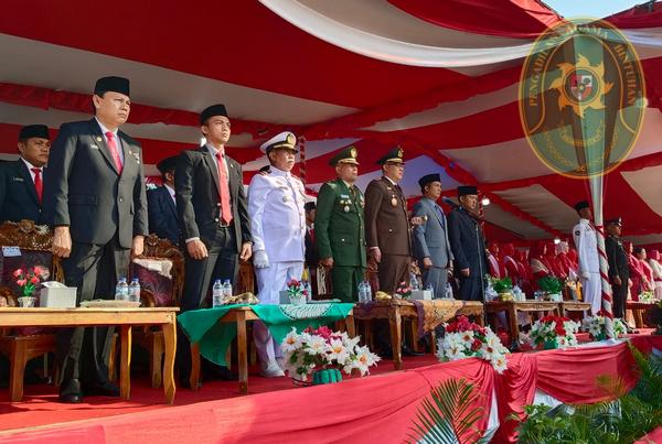 85 KETUA PENGADILAN AGAMA BINTUHAN HADIRI UPACARA HUT KEMERDAKAAN RI KE 79 PEMKAB KAUR2