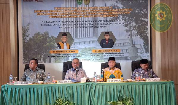88 PENGADILAN AGAMA BINTUHAN IKUTI PEMBINAAN OLEH KETUA MUDA KAMAR AGAMA DAN DISKUSI HUKUM