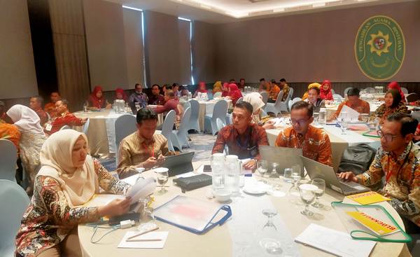 88 PENGADILAN AGAMA BINTUHAN IKUTI PEMBINAAN OLEH KETUA MUDA KAMAR AGAMA DAN DISKUSI HUKUM3