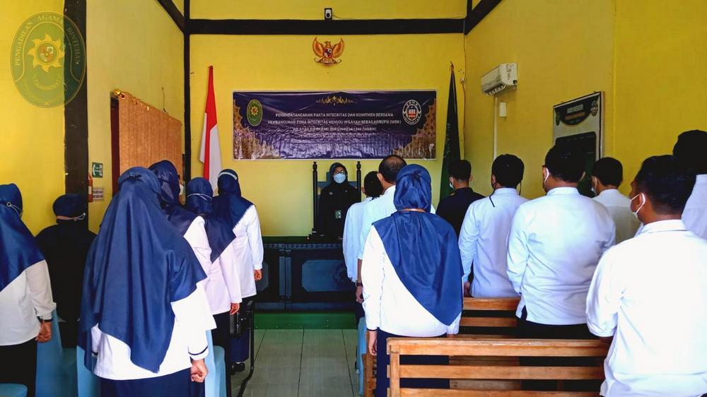 Berita Awal Tahun Perbaharui Komitmen