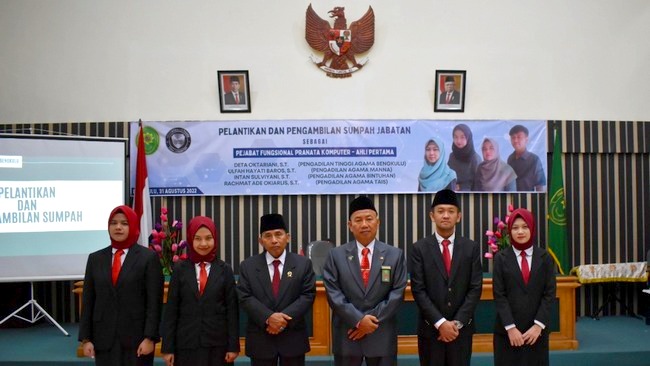 28. Pejabat Fungsional Pranata Komputer Ahli Pertama PA Bintuhan Dilantik 1