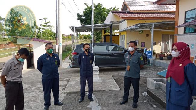 4. Briefing Rabuan Perdana Bu Sekretaris 2