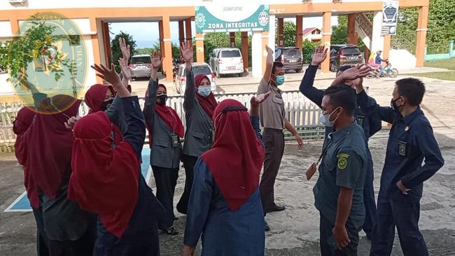 4. Briefing Rabuan Perdana Bu Sekretaris 3