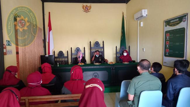 5. Untuk yang Pertama dan yang Terakhir dari Ketua PTA Bengkulu 2