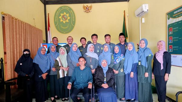 24 KETUA PENGADILAN AGAMA BINTUHAN LANTIK PANITERA MUDA HUKUM3