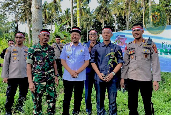 57 KETUA PENGADILAN AGAMA BINTUHAN IKUTI PENANAMAN 1.000 POHON PARTISIPASI LESTARIKAN NEGERI 