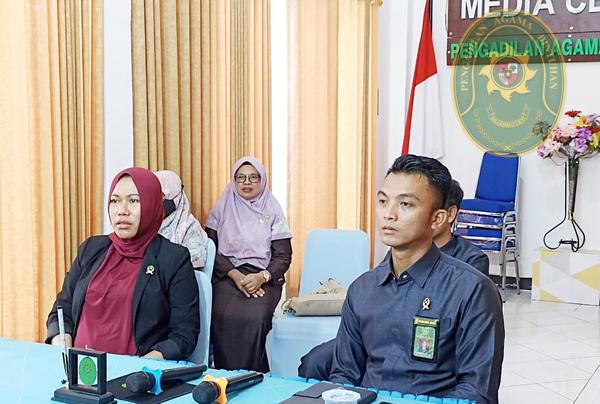 58 MATANGKAN ACARA DISKUSI HUKUM KETUA PENGADILAN AGAMA BINTUHAN IKUTI RAPAT PERSIAPAN 